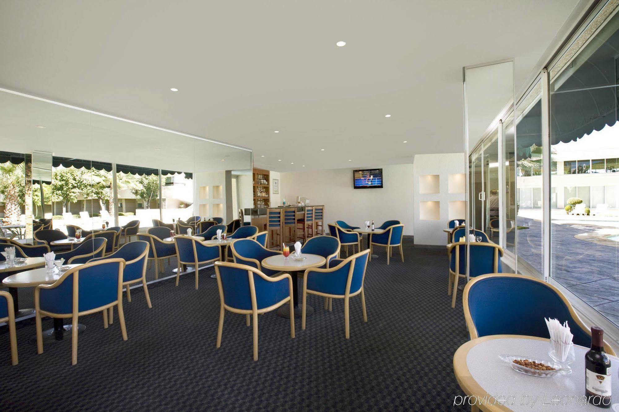 Fiesta Inn San Luis Potosi Glorieta Juarez Restaurace fotografie